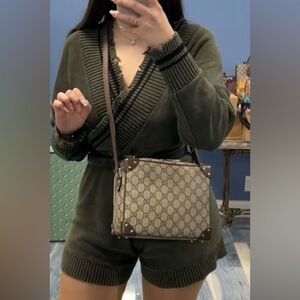 Gucci supreme box cross body bag